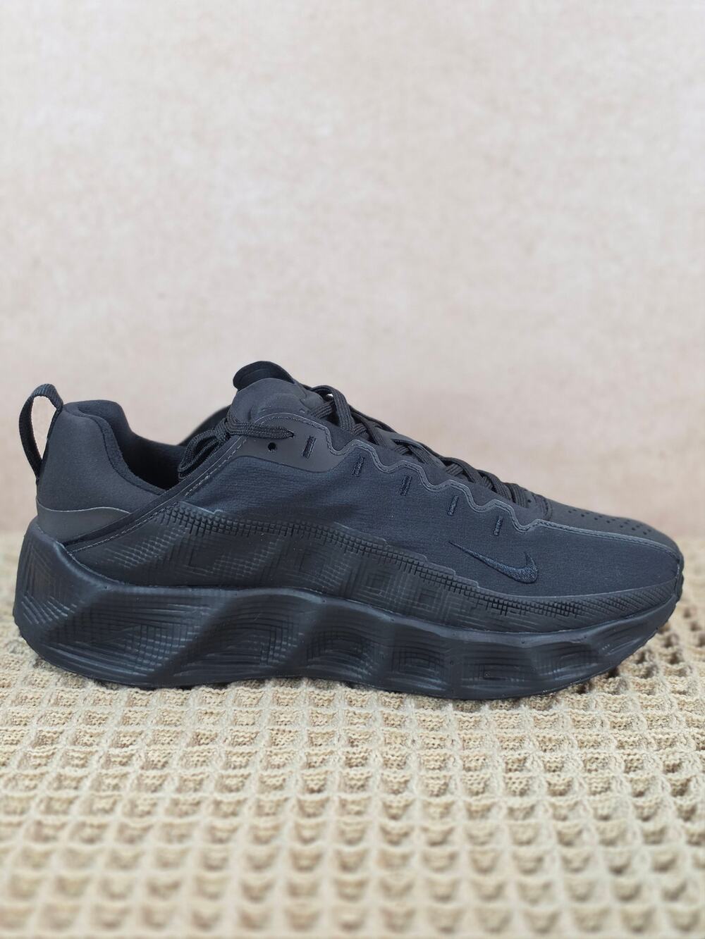 Nike Ava Rover Women’s 9.5 Black Anthracite – Brand New in Box